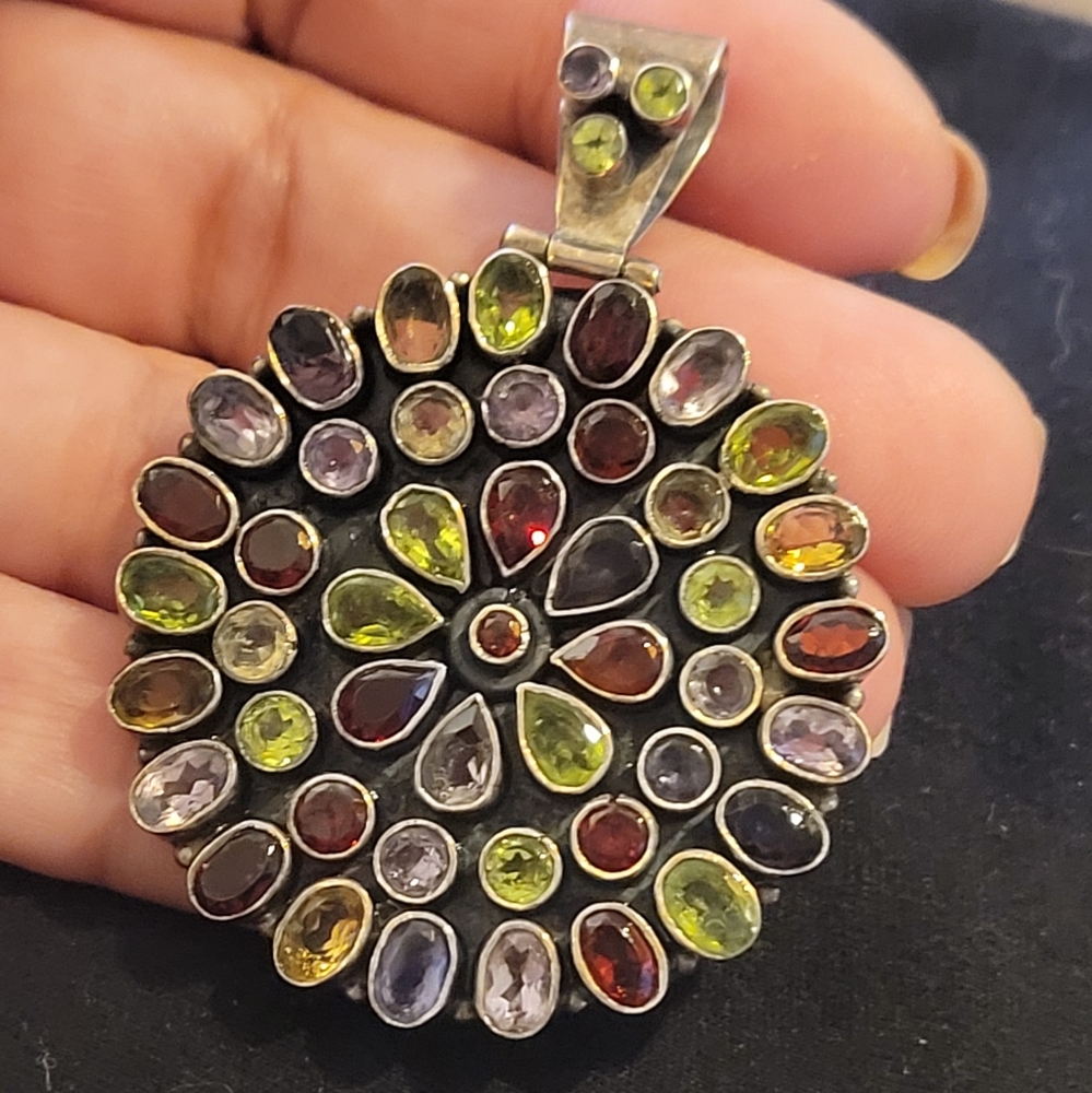 Sterling Silver round gemstones pendant